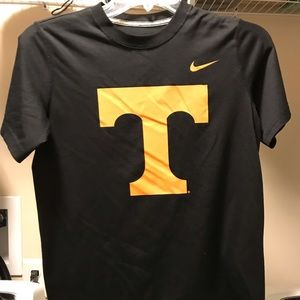 Youth boys tee shirt Nike University of TN VOLS